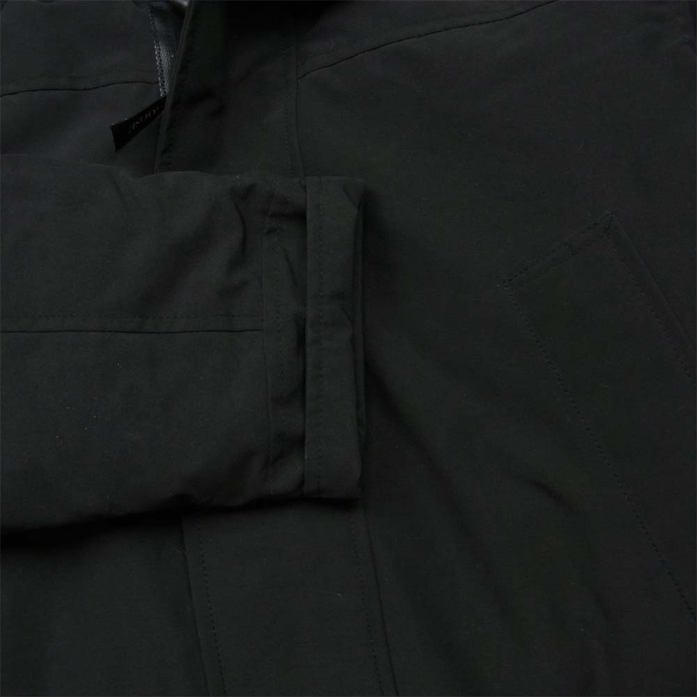 CANADA GOOSE カナダグース 2062MA 国内正規品 サザビーリーグ LANGFORD ラングフォード ファーフード ダウン ジャケット ブラック系 M【中古】