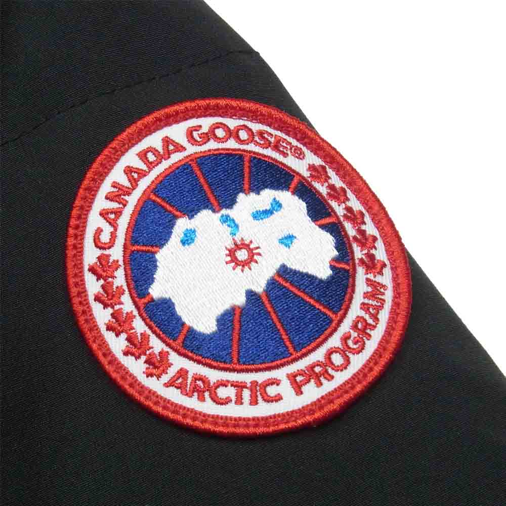 CANADA GOOSE カナダグース 2302JL 国内正規品 サザビーリーグタグ Mackenzie parka マッケンジー ダウン コート ブラック系 M【中古】