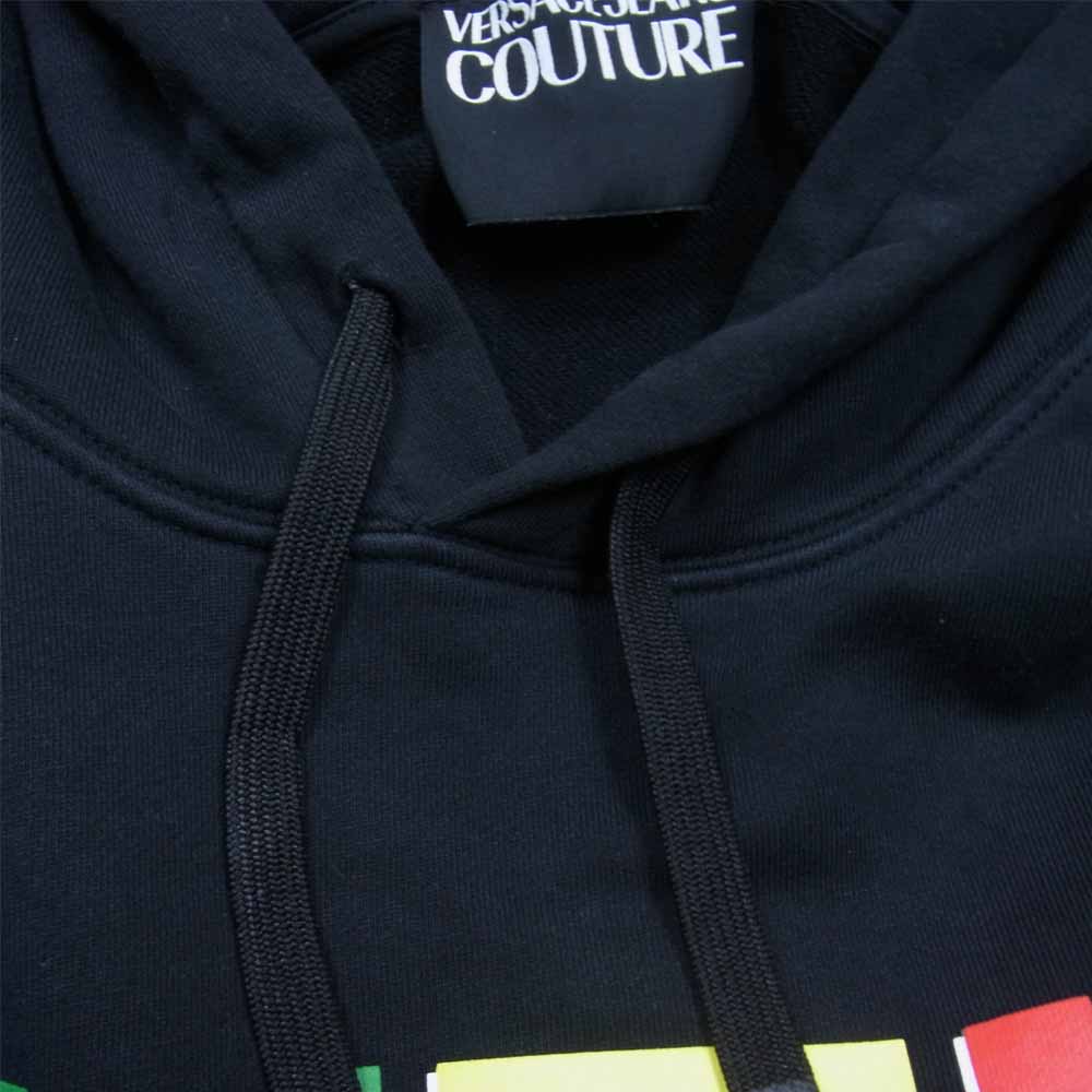 VERSACE ヴェルサーチ JEANS COUTURE 71GAIP04 MULTICOLOR LOGO HOODIE プルオーバーパーカー ブラック系 M【中古】