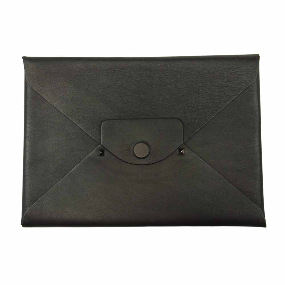 VALENTINO ヴァレンティノ GARAVANI ガラヴァーニ スタッズ セカンド レザー クラッチバッグ ブラック系【中古】