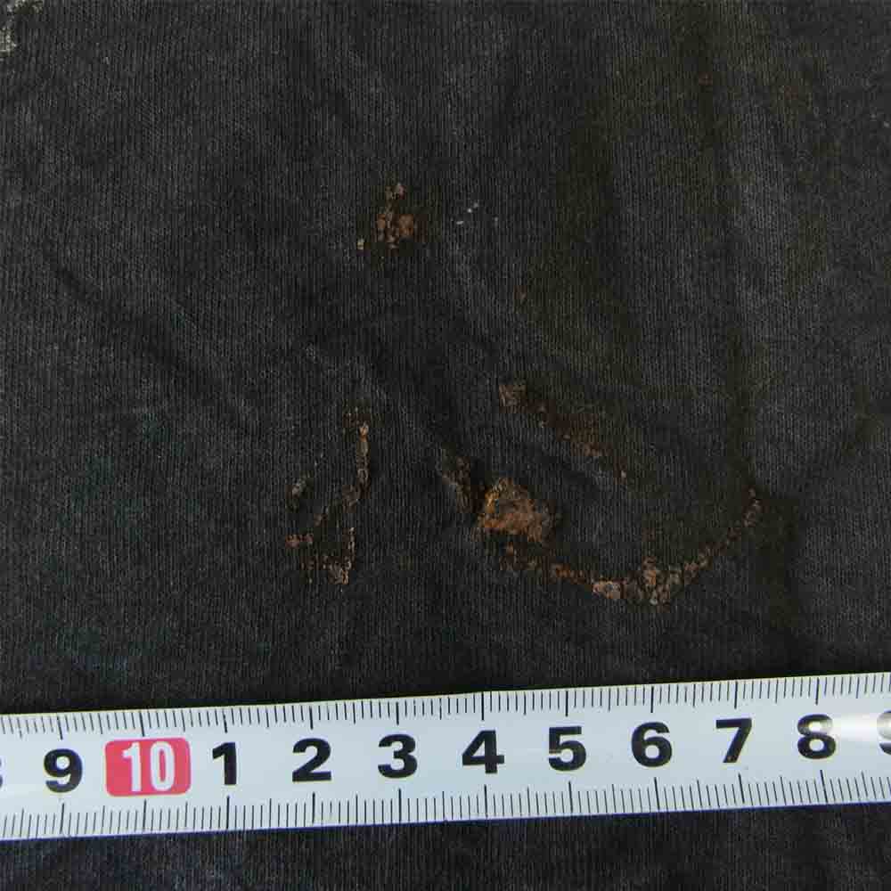 ティグランアヴェティスヤン × TRADING MUSEUM COMME des GARCON 17AW トレーディングミュージアム コムデギャルソン 缶詰 ステッチデザイン ハンドペイント 半袖 Tシャツ ブラック系【中古】