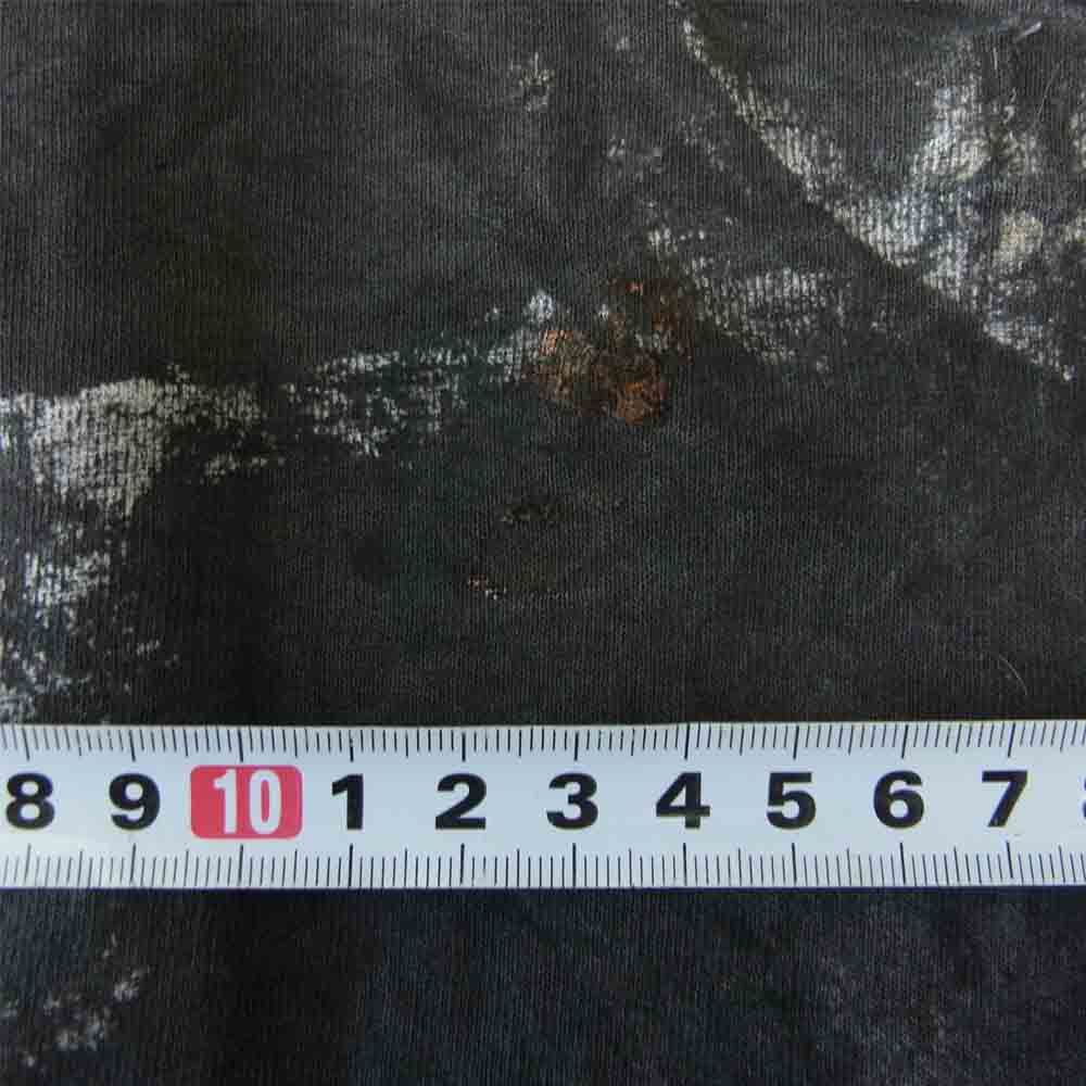 ティグランアヴェティスヤン × TRADING MUSEUM COMME des GARCON 17AW トレーディングミュージアム コムデギャルソン 缶詰 ステッチデザイン ハンドペイント 半袖 Tシャツ ブラック系【中古】