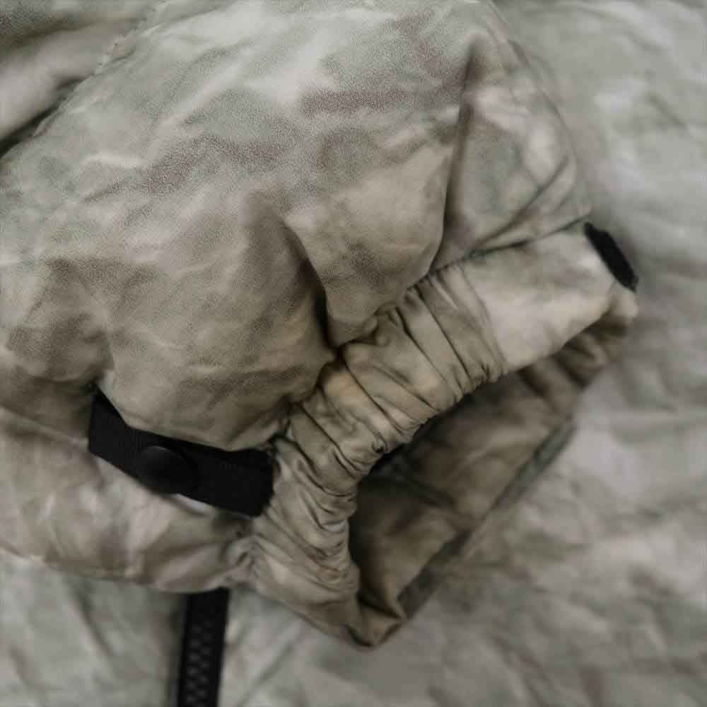 Supreme シュプリーム 19AW ND91806I 【訳難有】THE NORTH FACE ノースフェイス Paper Print Nuptse Jacket ペーパー 紙 プリント ヌプシ ダウン ジャケット グレー系【中古】