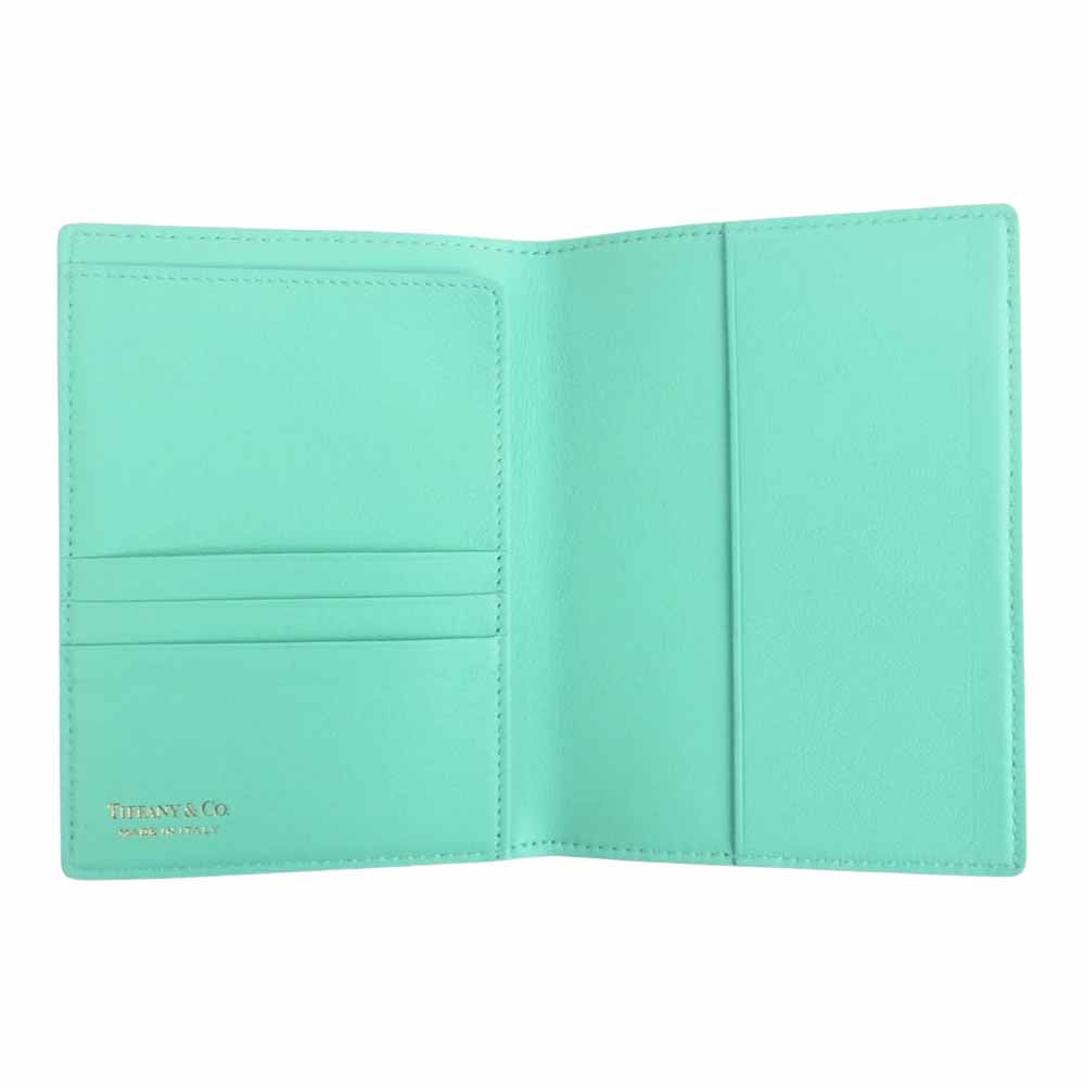 TIFFANY&Co. ティファニー ティファニーブルー エンボスレザー パスポート ケース ティファニーブルー【美品】【中古】