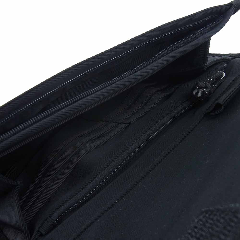クレイジークリーク ナイロン トラベル ポーチ ボディ バッグ 中国製 ブラック系【新古品】【未使用】【中古】