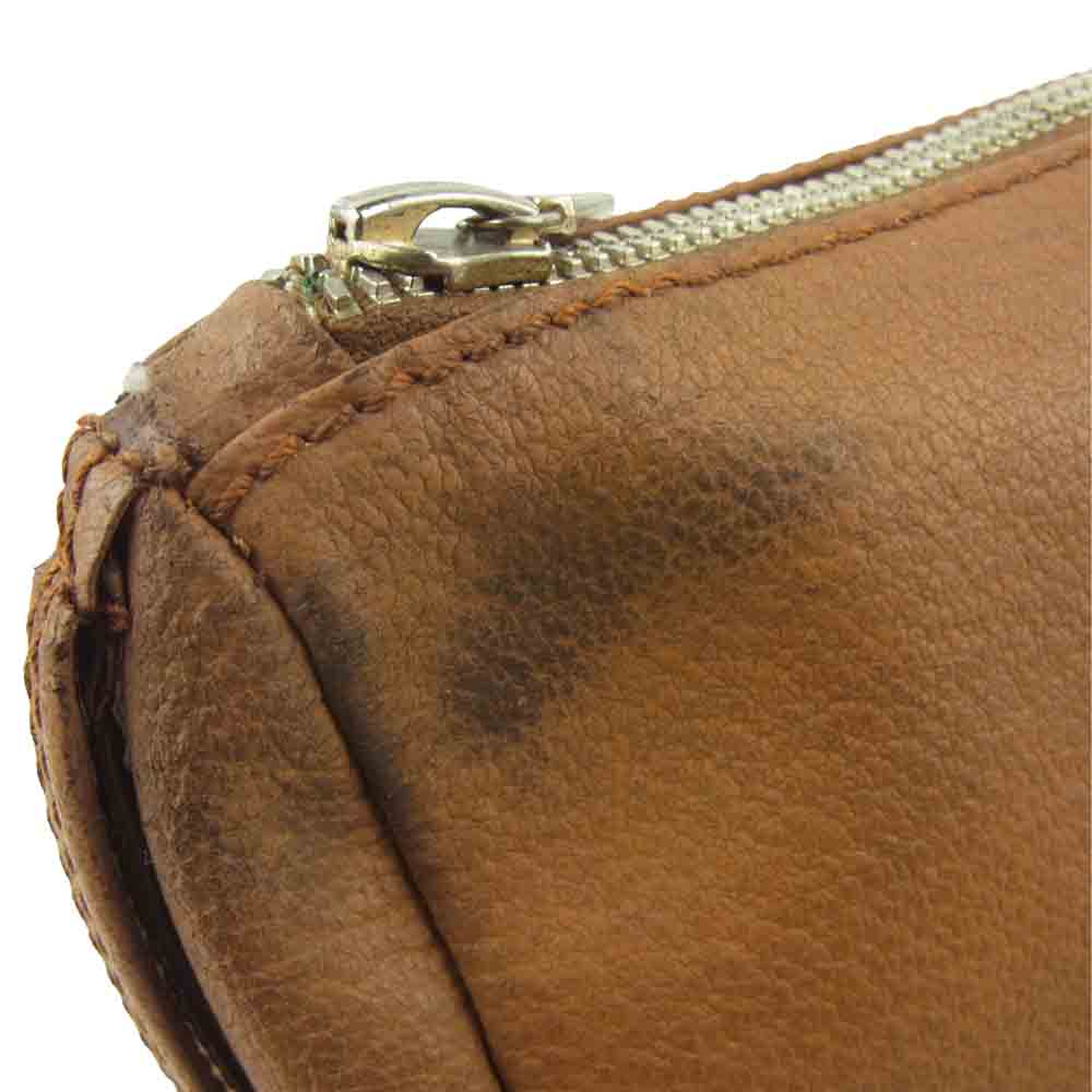 ヴァレクストラ ラウンドジップ レザー クラッチ セカンド バッグ ブラウン系【中古】