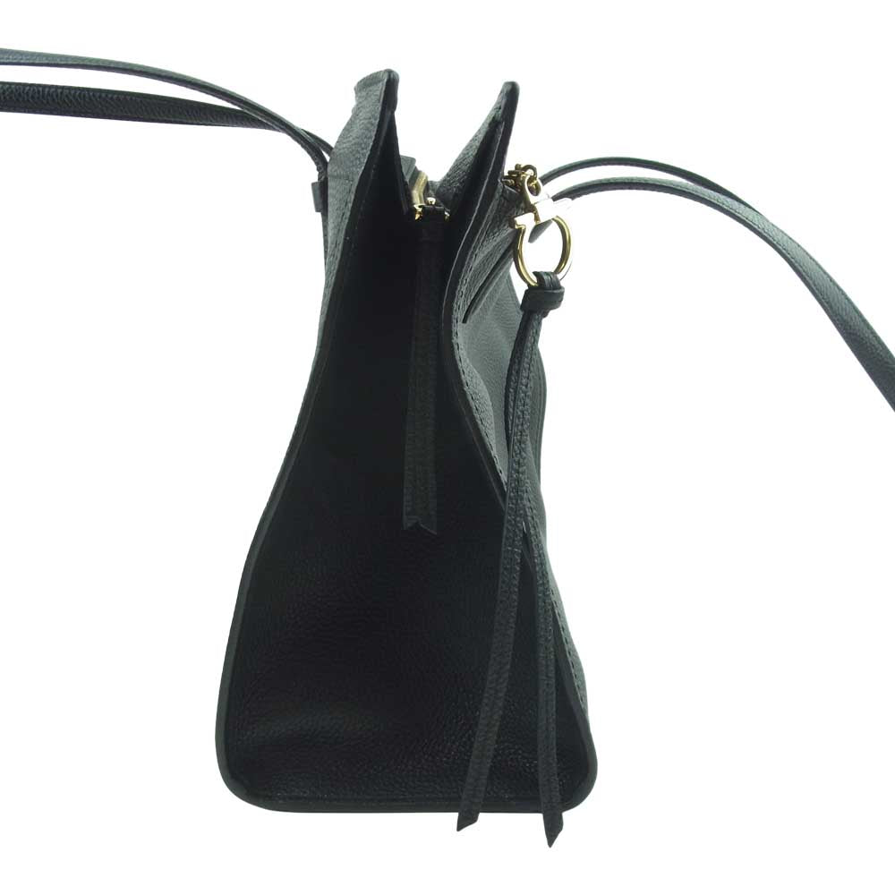 Salvatore Ferragamo サルヴァトーレフェラガモ GG-21F216 エイミー トート バッグ イタリア製 ブラック系【中古】