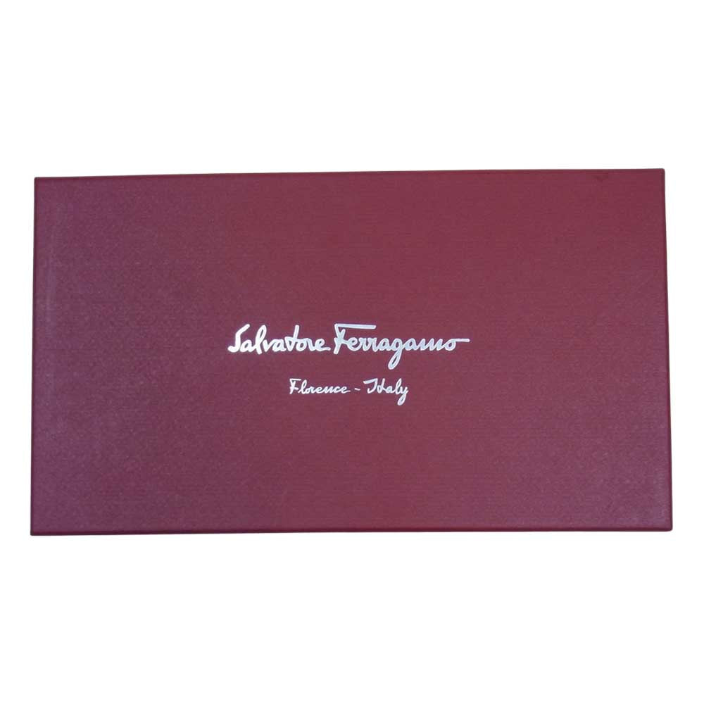 Salvatore Ferragamo サルヴァトーレフェラガモ ラウンドファスナー 長財布 財布 ウォレット ピンク系【中古】