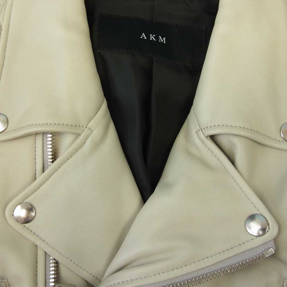 AKM エイケイエム 16SS B118-LMB001 DIA QUILTING RIDERS B118-LMB001 ダイヤキルティング ラムレザー ダブルライダース ジャケット オフホワイト系 M【中古】