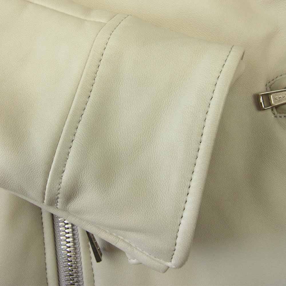 AKM エイケイエム 16SS B118-LMB001 DIA QUILTING RIDERS B118-LMB001 ダイヤキルティング ラムレザー ダブルライダース ジャケット オフホワイト系 M【中古】