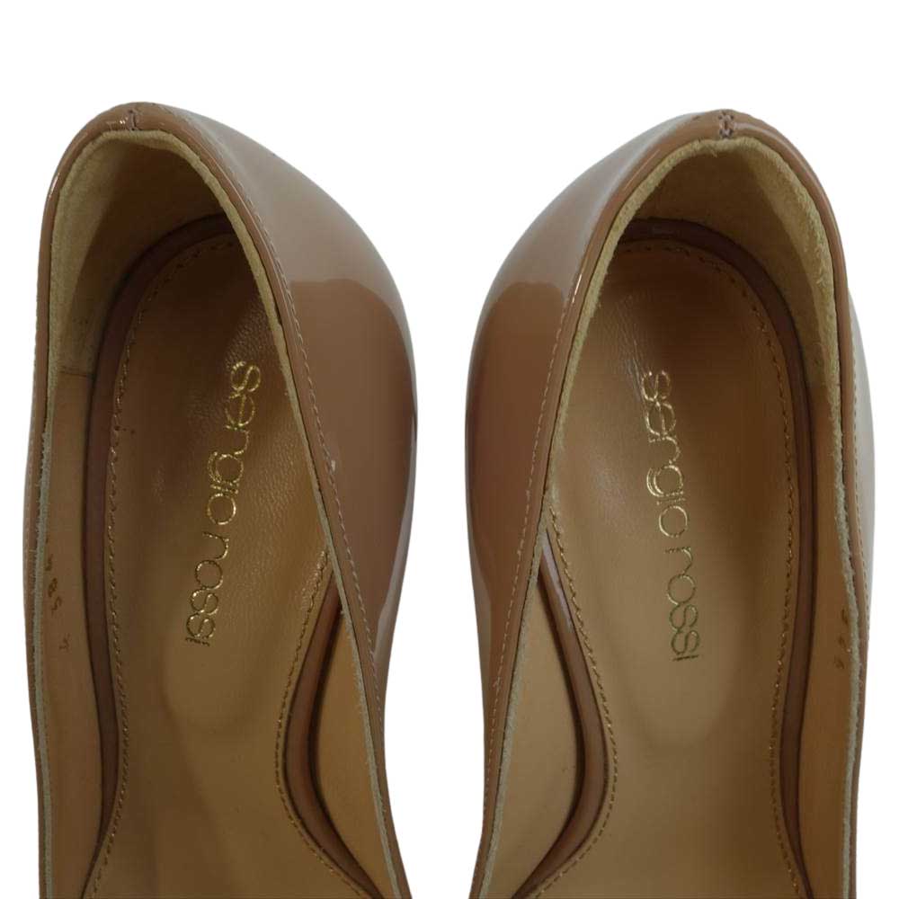 Sergio Rossi セルジオロッシ Godiva ポインテッドトゥ エナメル パンプス ベージュ ベージュ系 34.5【中古】