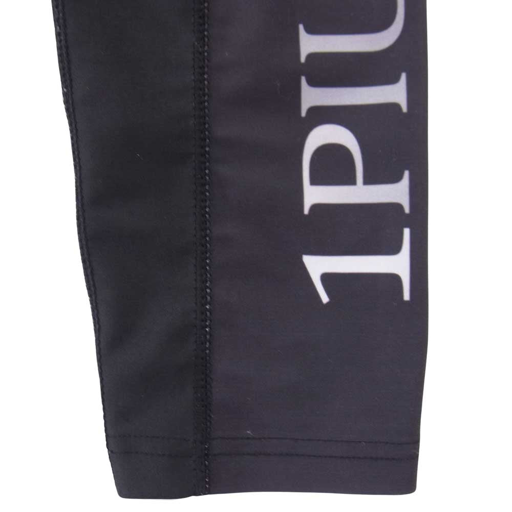 1piu1uguale3 ウノピュウノウグァーレトレ ls006 SPORT LUXURY LEGGINGS 113 LOGO ロゴプリント スポーツ ラグジュアリー レギンス ブラック系 Ⅳ【中古】
