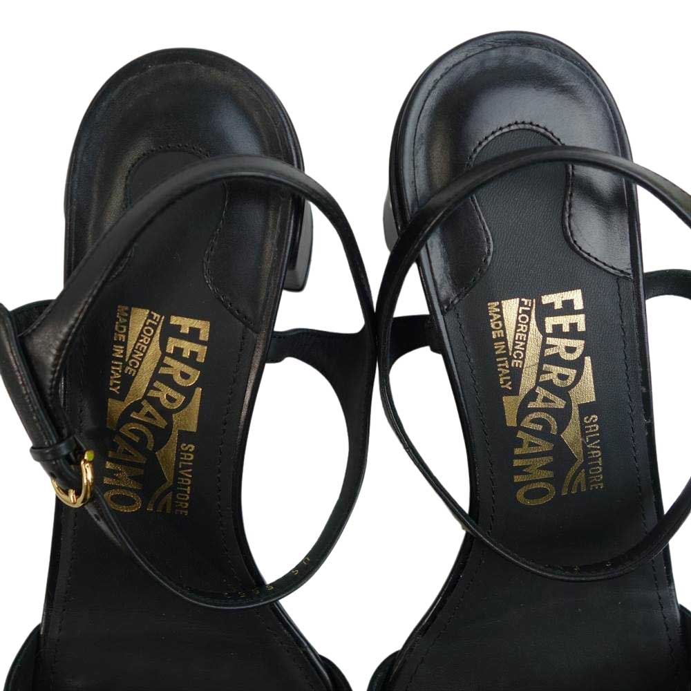 Salvatore Ferragamo サルヴァトーレフェラガモ サンダル ブラック系【中古】