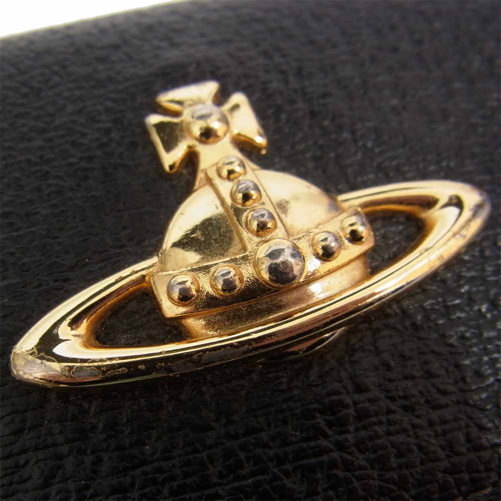 Vivienne Westwood ヴィヴィアンウエストウッド オーブ付き がま口 レザー 二つ折り 財布 ブラック系【中古】