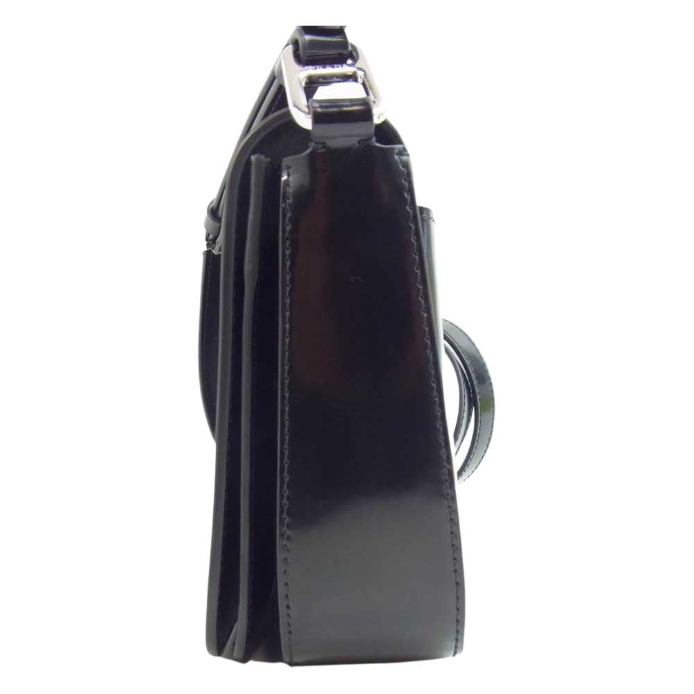 PRADA プラダ ロゴ ブラッシュドレザー ショルダーバッグ レザー レディース [中古] PRADA（プラダ） ロゴ ブラッシュドレザー ショルダーバッグ レザー