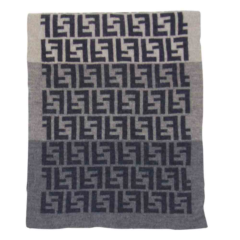 FENDI フェンディ ズッカ マフラー ストール グレー系【中古】