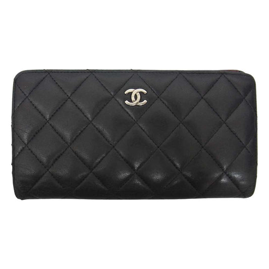CHANEL シャネル マトラッセ ラムスキン ココマーク 長財布 ブラック系【中古】