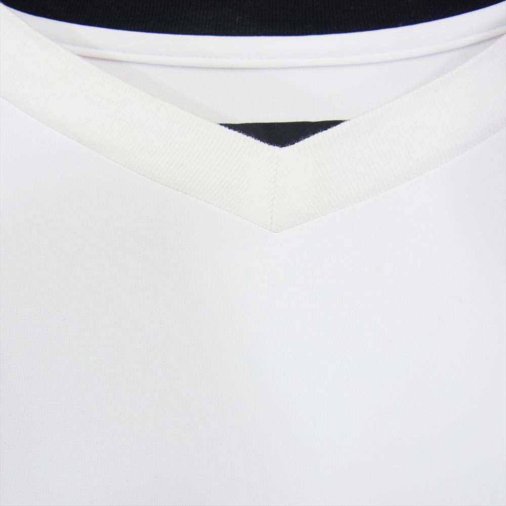 1piu1uguale3 ウノピュウノウグァーレトレ CT015 MV01 113 SPORT MOVING V-NECK MEDIUM FIT L/S ムービング スポーツ Vネック 長袖 Tシャツ ホワイト系 V【中古】