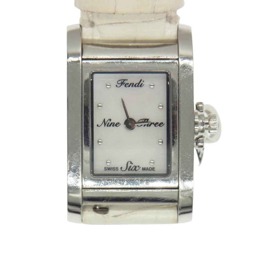 FENDI フェンディ 7100L クォーツ シェル 腕時計 ホワイト系 シルバー系【中古】