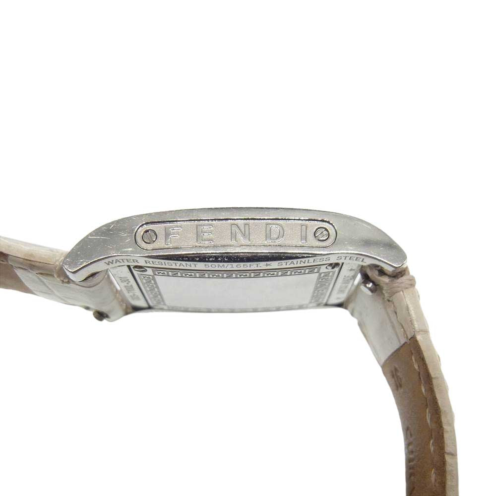 FENDI フェンディ 7100L クォーツ シェル 腕時計 ホワイト系 シルバー系【中古】
