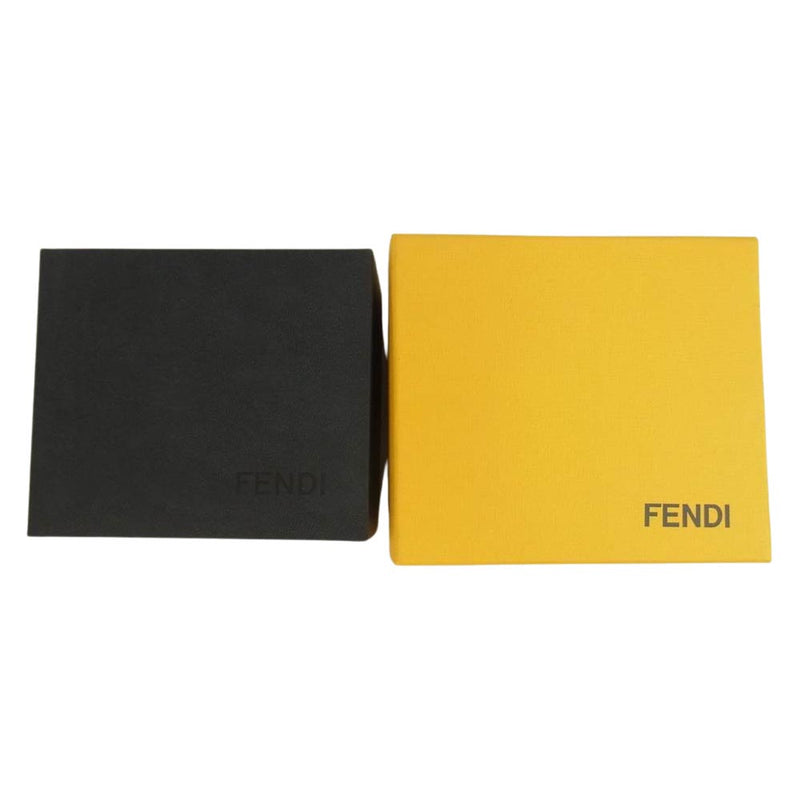 FENDI フェンディ 7100L クォーツ シェル 腕時計 ホワイト系 シルバー系【中古】