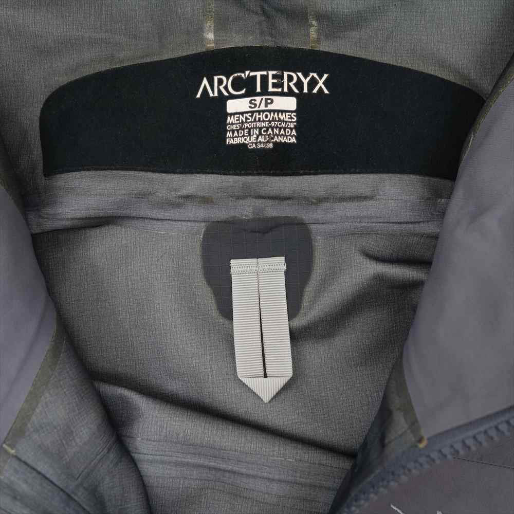 ARC'TERYX アークテリクス カナダ製 Alpha SV Jacket 5208 アルファ ジャケット TITANIUM グレー系 S/P【中古】