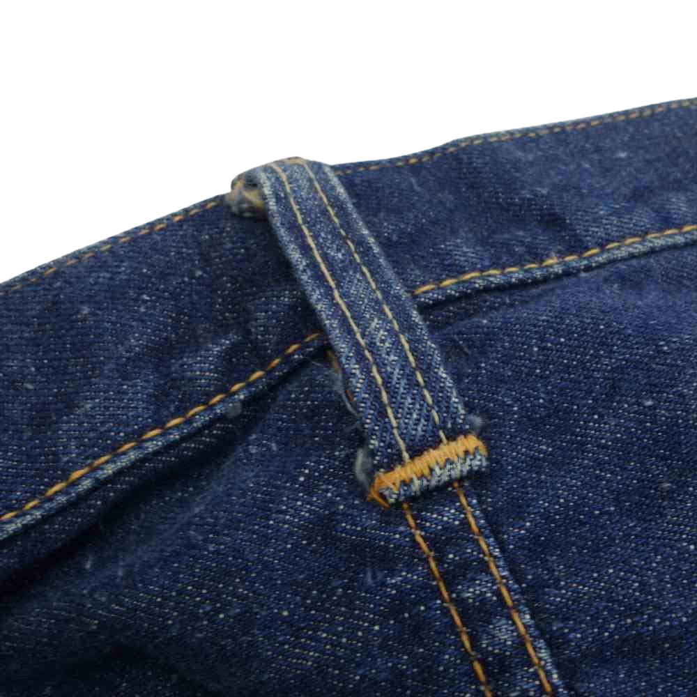 Levi's リーバイス ヴィンテージ オリジナル 501ZXX ボタン裏刻印ツープロング Vステッチ 銅製リベット バックポケット裏シングルステッチ デニム パンツ インディゴブルー系【中古】