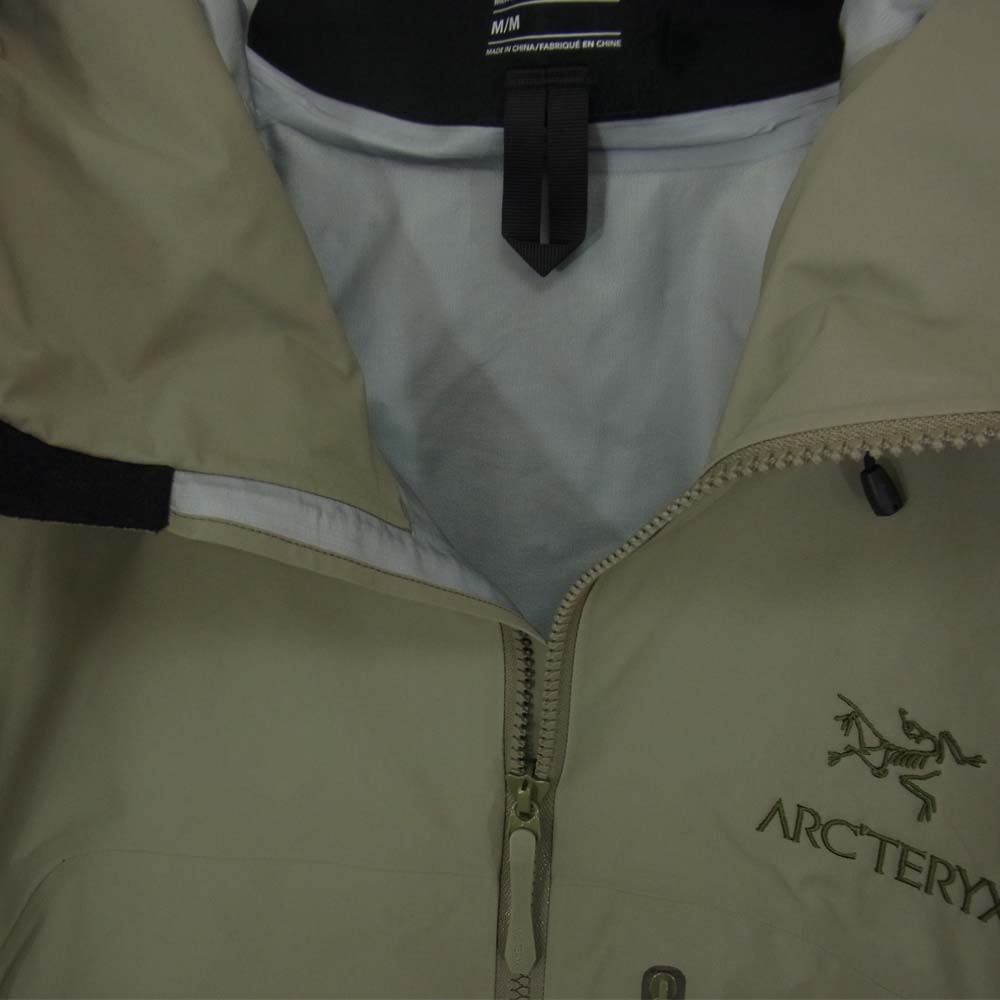ARC'TERYX アークテリクス 国内正規品 BETA SV JACKET Distortion GORE-TEX ベータ SV ジャケット ゴアテックス カーキ系 M【新古品】【未使用】【中古】