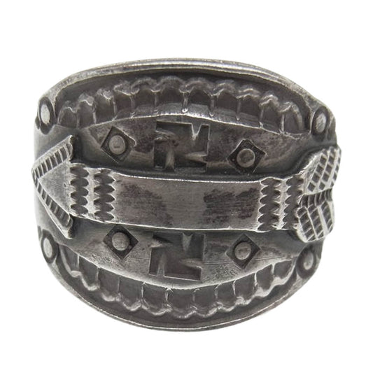 ラッキージョン アロー スワスティカ スタンプ リング シルバー系【中古】