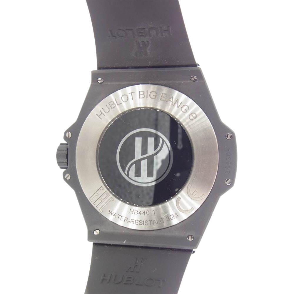 HUBLOT ウブロ 440.CI.1100.RX ビッグバンe ブラック セラミック ラバーベルト スマートウォッチ ブラック系【中古】