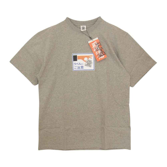 ブラックアイパッチ BEPSS21E06 LABEL CAUTION TEE ラベルに注意 Tシャツ グレー系 L【新古品】【未使用】【中古】