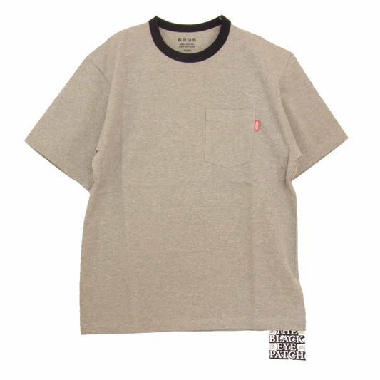 ブラックアイパッチ BEPFW21TE03 HANDLE WITH CARE POCKET TEE  取扱注意 ポケット Tシャツ グレー系 M【新古品】【未使用】【中古】