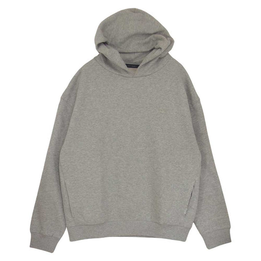 1piu1uguale3 ウノピュウノウグァーレトレ MRB500 COT269 BIG LOGO PARKA ビッグ ロゴパーカー グレー系 Ⅵ【美品】【中古】