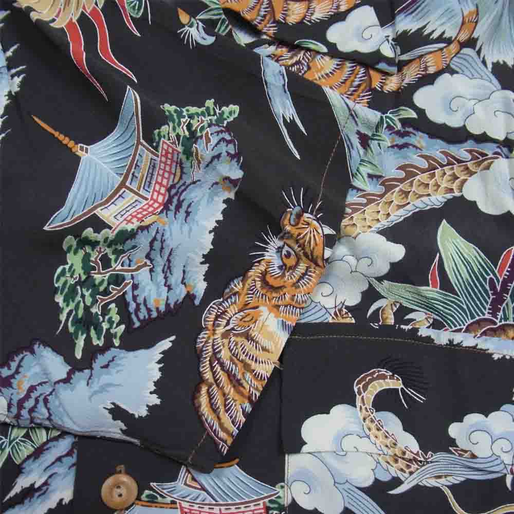 SUN SURF サンサーフ SS37577 SP スペシャル エディション EAGLE TIGER DRAGON 鷲 虎 龍 東洋 アロハシャツ 半袖 ダークブラウン系 M【中古】