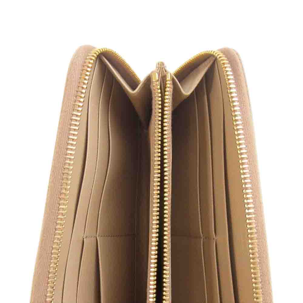 PRADA プラダ チェリー ラウンドジップ ウォレット ピンク系【中古】