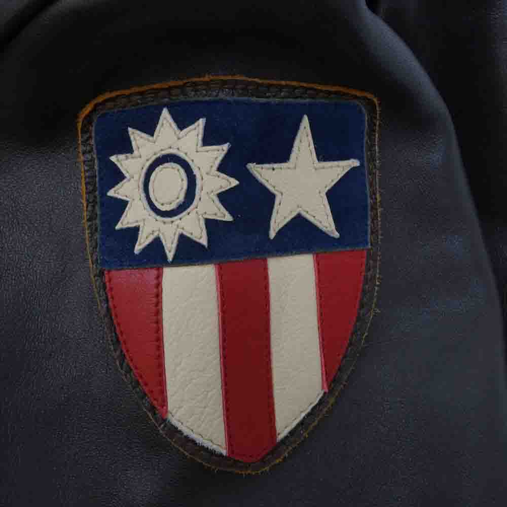 TOY'S McCOY トイズマッコイ STORE EX TYPE A-2 TOYS McCOY MFG.CO. DEATH FROM ABOVE  ストア別注 レザークラフトパッチカスタム フライト ジャケット ダークブラウン系 42【新古品】【未使用】【中古】