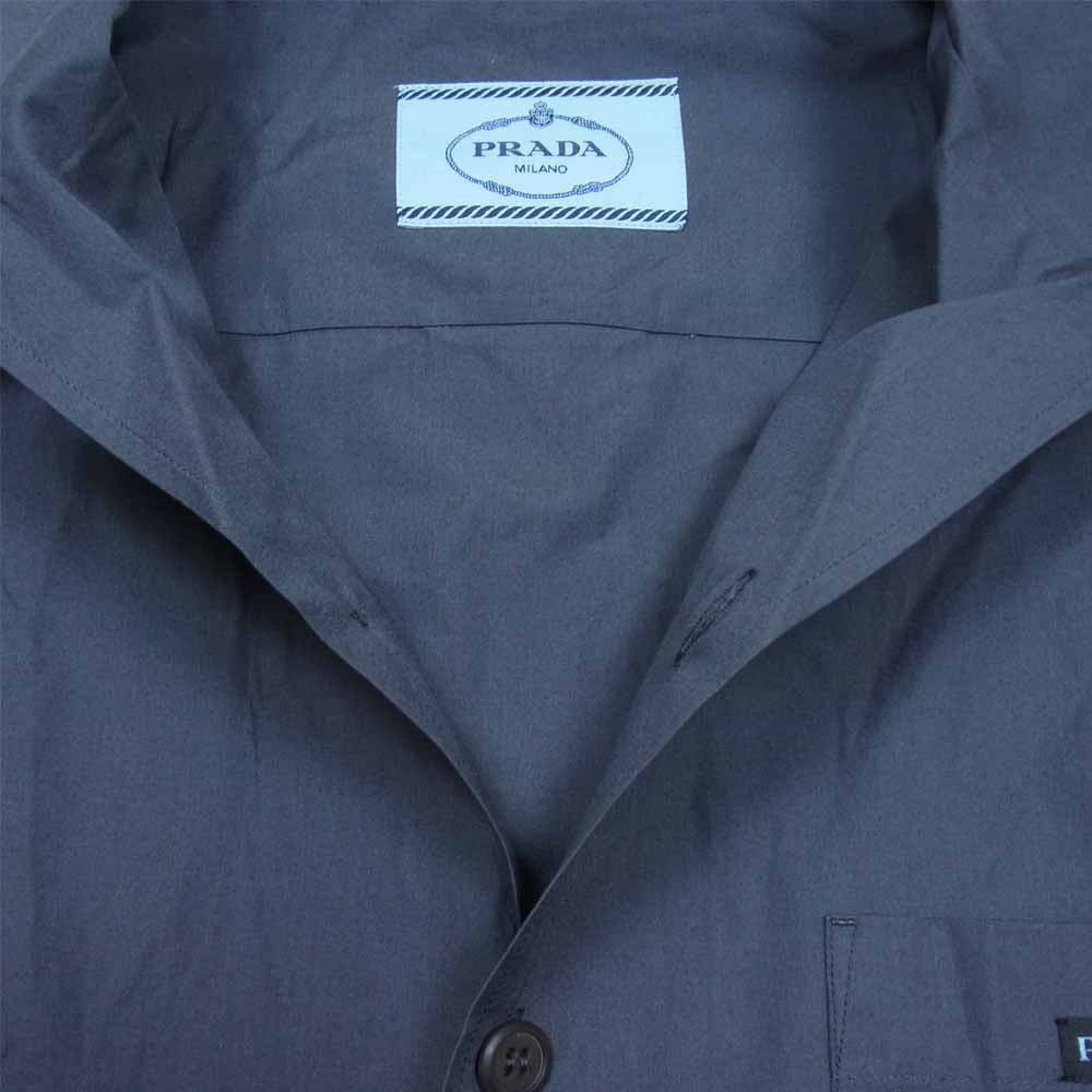 PRADA プラダ ACU1 2020 3290 UCS339 S211 1W70 ロゴパッチ コットン オープンカラー 半袖 シャツ チャコール系 XL【美品】【中古】