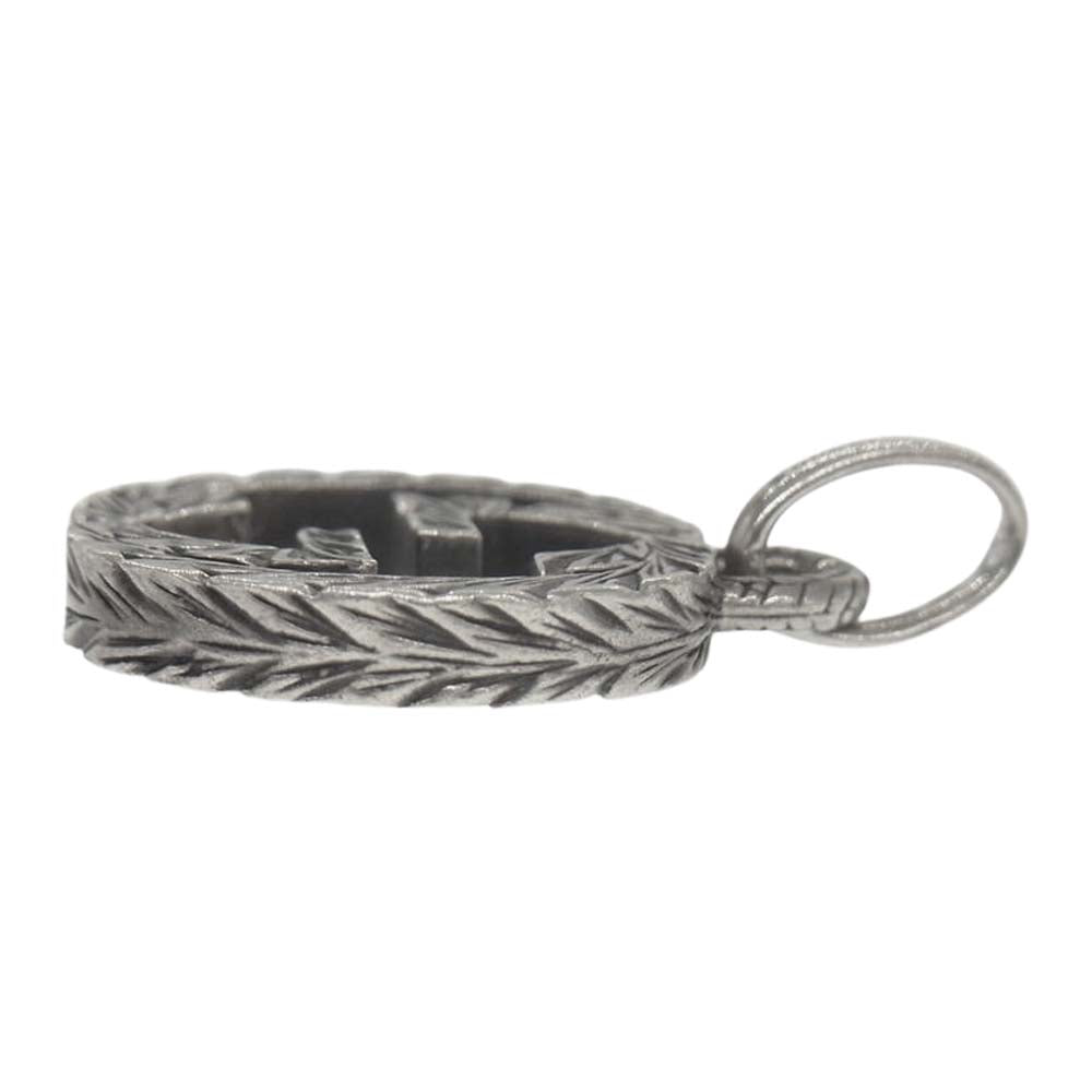 GUCCI グッチ インターロッキング G チャーム シルバー系【中古】