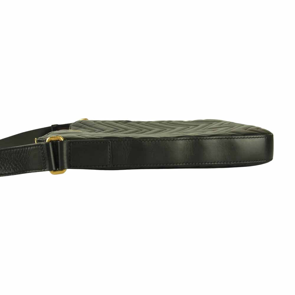GUCCI グッチ 523369 GGマーモント キルティング ショルダーバッグ  DTDHT 1000 ブラック系【中古】