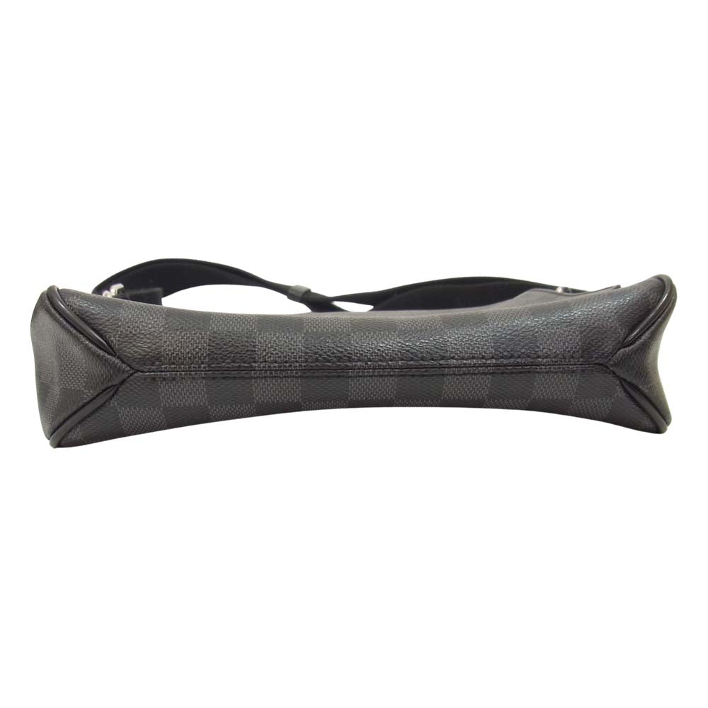 LOUIS VUITTON ルイ・ヴィトン N41260 ダミエグラフィット ディストリクトPM ブラック系【中古】