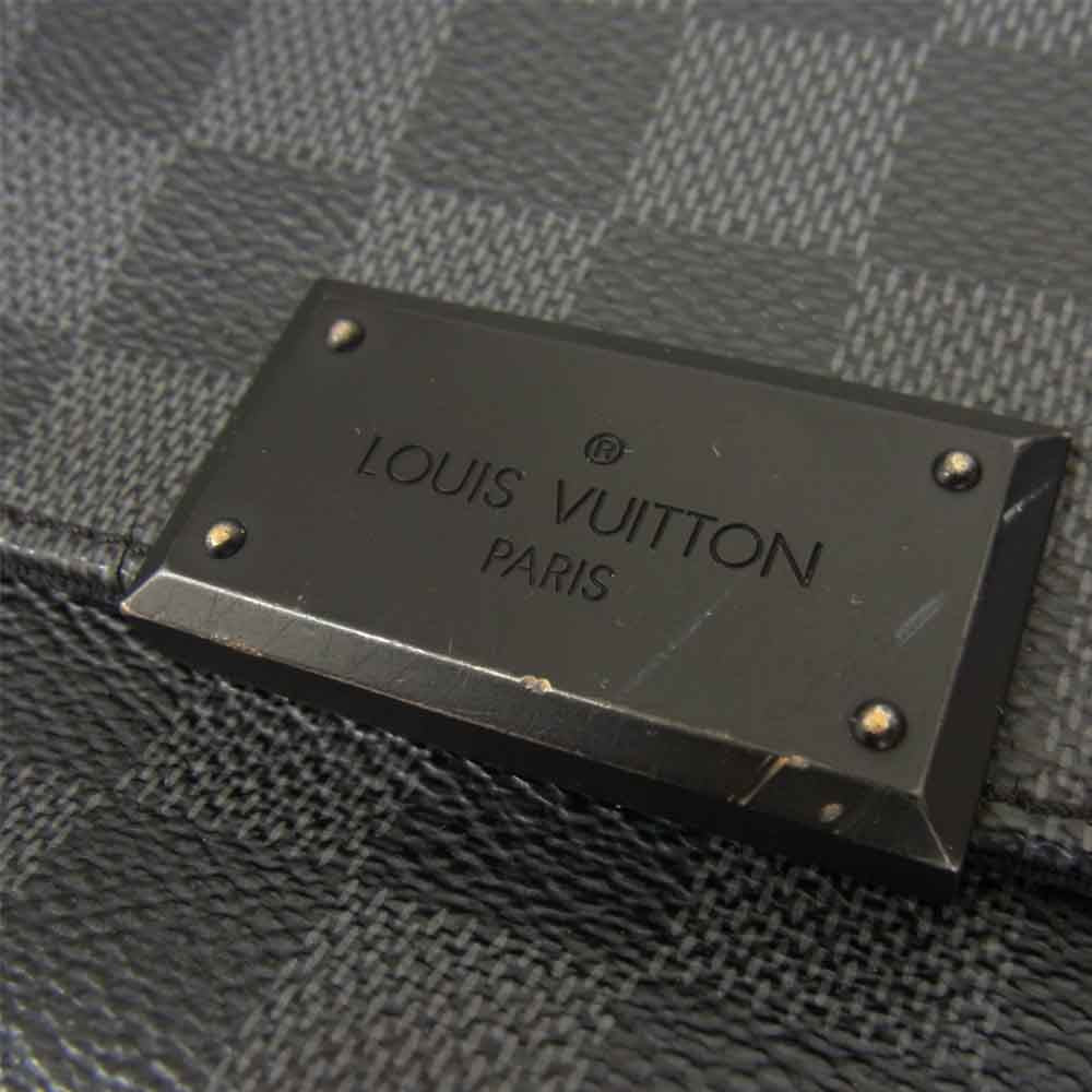 LOUIS VUITTON ルイ・ヴィトン N41260 ダミエグラフィット ディストリクトPM ブラック系【中古】