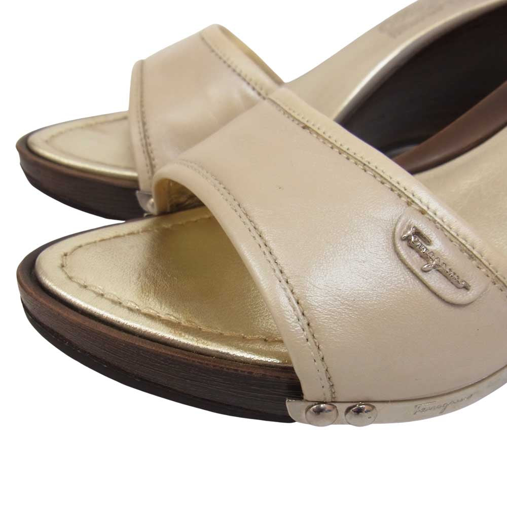Salvatore Ferragamo サルヴァトーレフェラガモ YC00345 ミュール パンプス ベージュ系 21.5cm程度【中古】