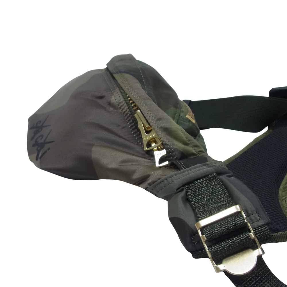 Sacai サカイ 21AW 21-0257S × Kaws Bum bag カウズ バムバッグ ウエストバッグ ボディバッグ 迷彩 カモ モスグリーン系【極上美品】【中古】