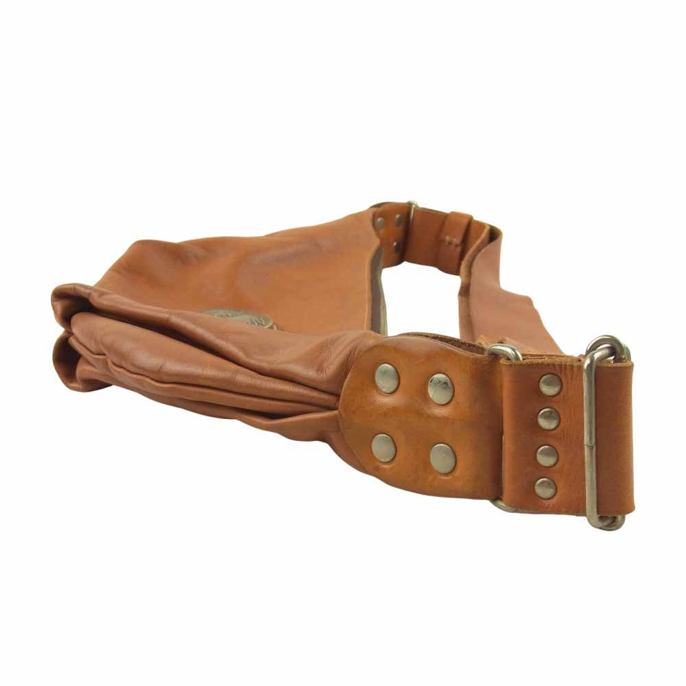 REDMOON レッドムーン PAILOTRIVER パイロット リバー メガ コンチョ ショルダー バッグ ブラウン系【中古】