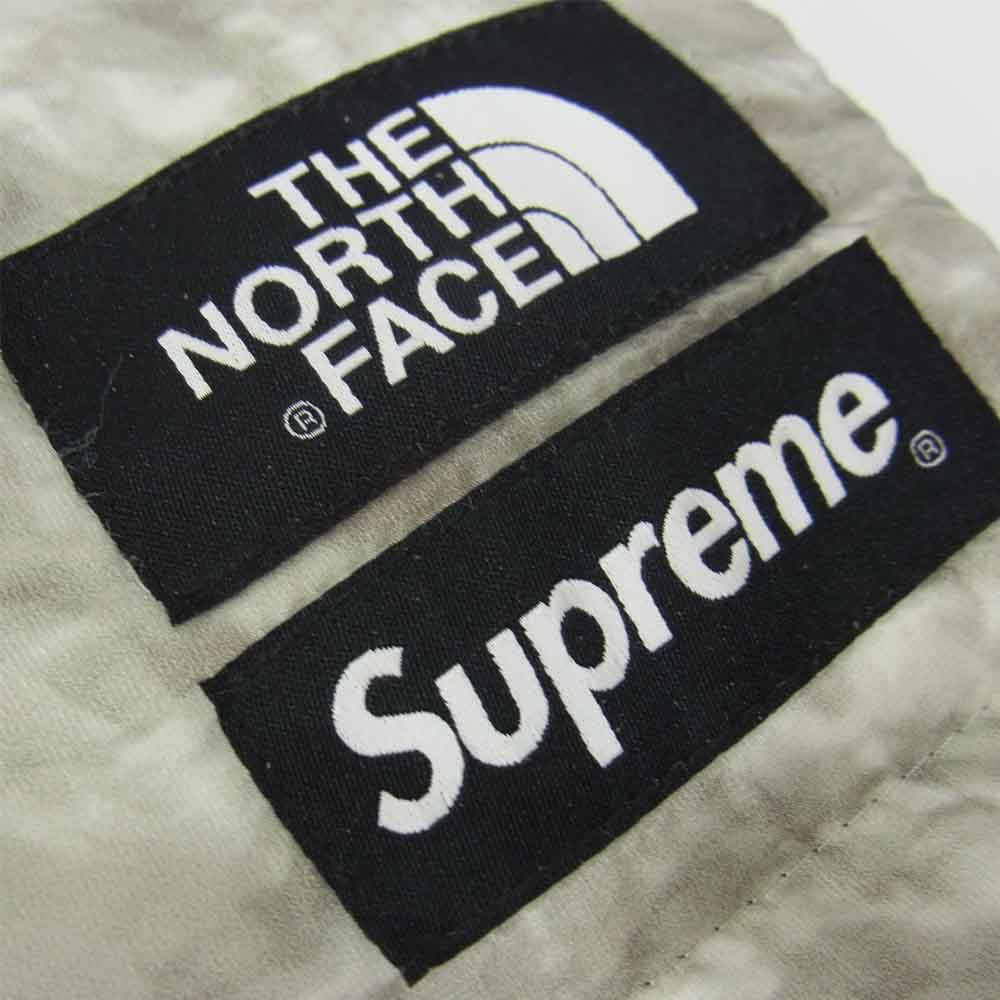 Supreme シュプリーム ND91805I × THE NORTH FACE ノースフェイス Paper Print Nuptse Pant ペーパー 紙 プリント ダウン ヌプシ パンツ グレー系 M【中古】