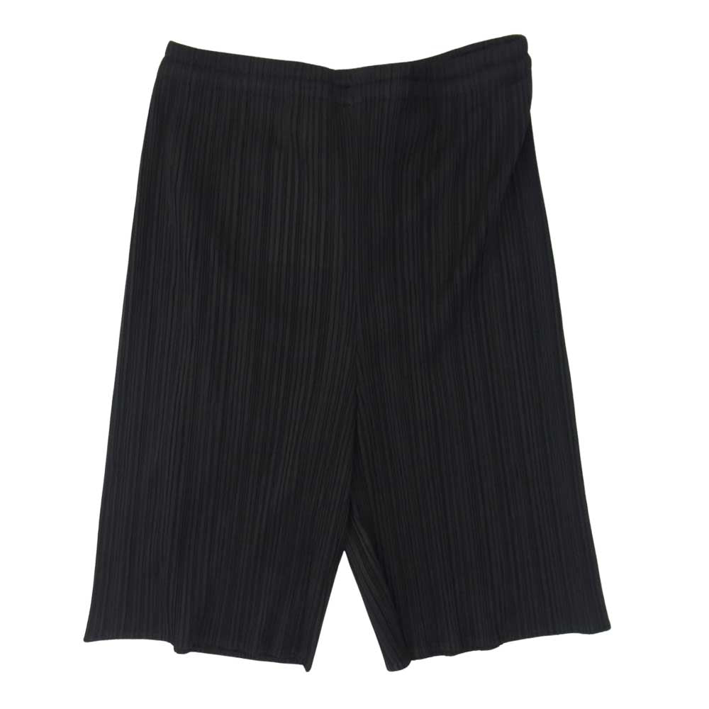 PLEATS PLEASE プリーツプリーズ イッセイミヤケ PP05-JF610 プリーツ加工 ショート パンツ 黒 ブラック系 L【美品】【中古】
