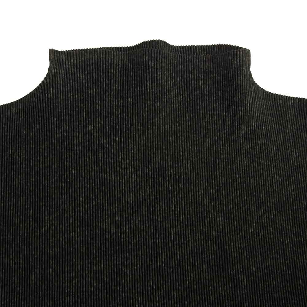 PLEATS PLEASE プリーツプリーズ イッセイミヤケ PP21-FK104 プリーツ加工 細プリーツ ボトルネック ドルマンスリーブ カットソー 半袖 黒 ブラック系 3【美品】【中古】