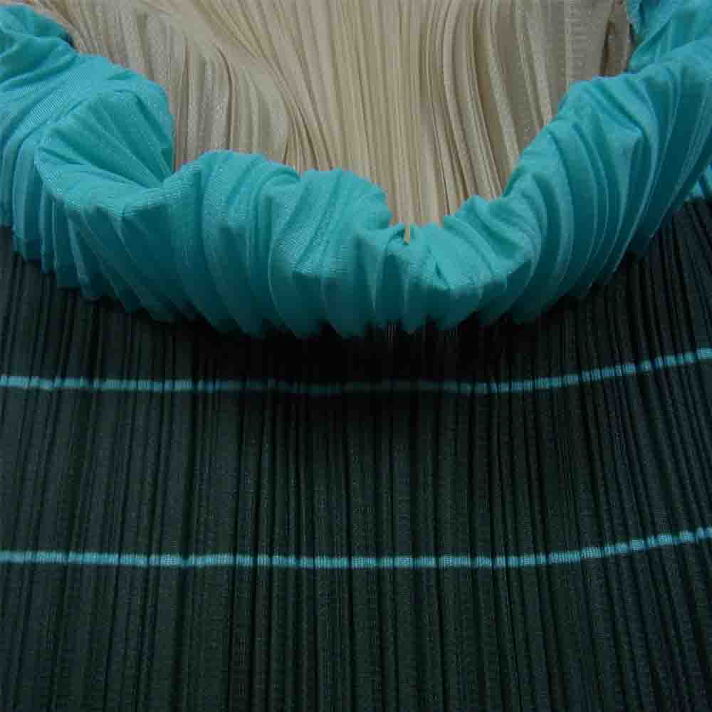 PLEATS PLEASE プリーツプリーズ イッセイミヤケ PP64-JK233 プリーツ加工 ボーダー ボトルネック フレンチスリーブ カットソー ベージュ×緑系 3【美品】【中古】