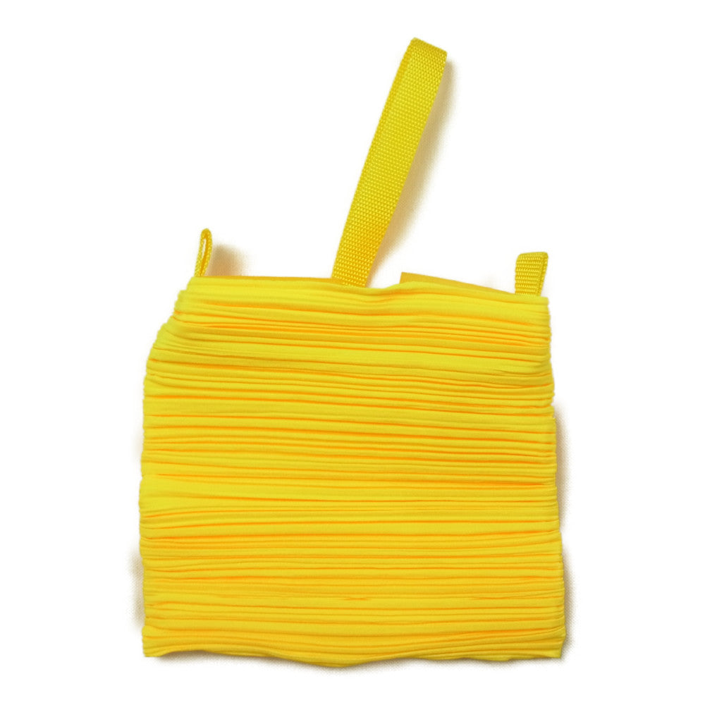 PLEATS PLEASE プリーツプリーズ イッセイミヤケ プリーツ加工 トライアングル ポーチ イエロー イエロー系【美品】【中古】