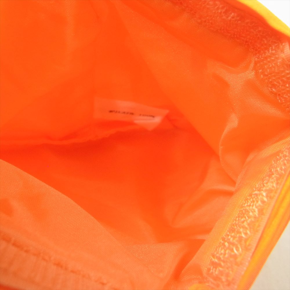 PLEATS PLEASE プリーツプリーズ イッセイミヤケ プリーツ加工 トライアングル ポーチ オレンジ オレンジ系【美品】【中古】